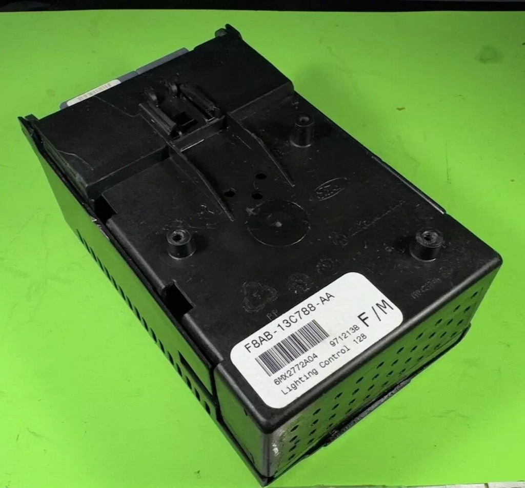 🔥98-99 GRAND MARQUIS CROWN VICTORIA FRONT LEFT LOWER LIGHTING CONTROL MODULE