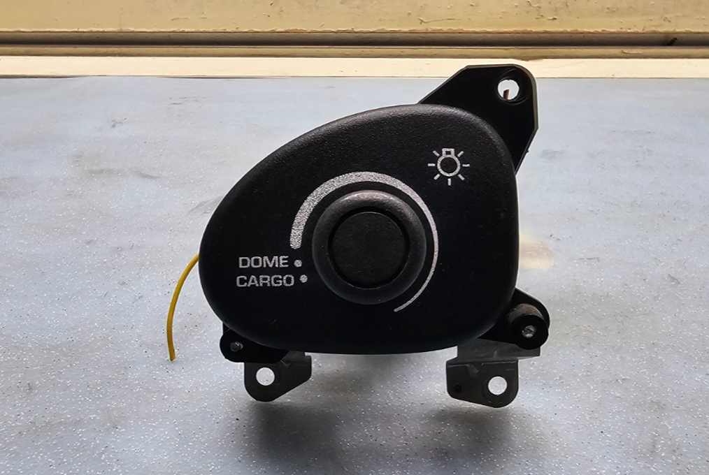 🔥97-98 Dodge Dakota RAM HEAD LAMP HEADLIGHT CARGO LIGHT DOME SWITCH BLACK