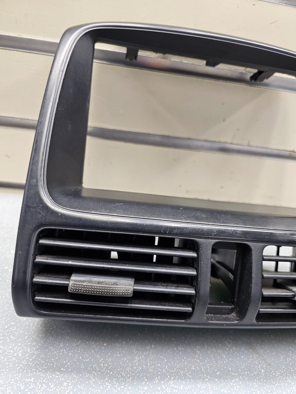 🔥02-06 Honda CR-V Center Panel Air Vent Grille Radio Bezel Black Assembly OEM