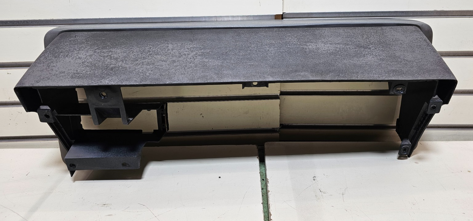 88-94 CHEVY GMC CK SUBURBAN BLAZER Instrument Cluster Gauge Dash Bezel Gray C2