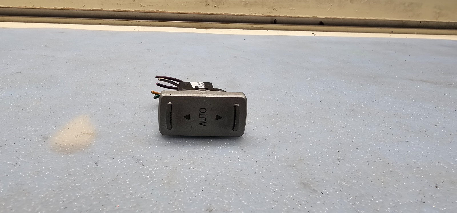 🔥09-12 Fusion Escape Mariner Power Sunroof Sun Roof Switch Assembly Silver