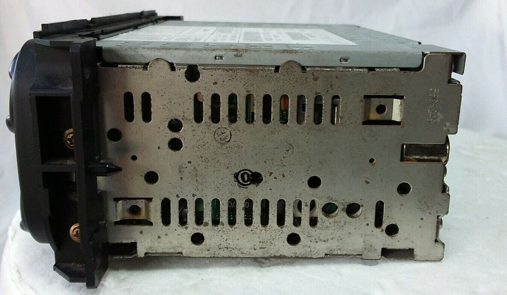 🔥2002-2007 Jeep Liberty Radio Receiver CD Player Id RAZ  JL