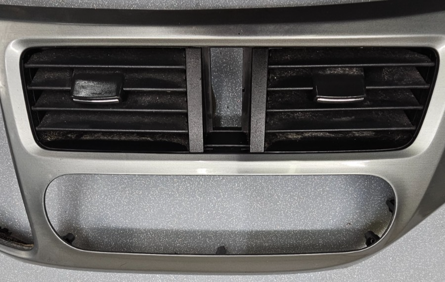 🔥05-10 Honda Odyssey Center Dash Radio Climate Control Bezel Trim Panel Silver