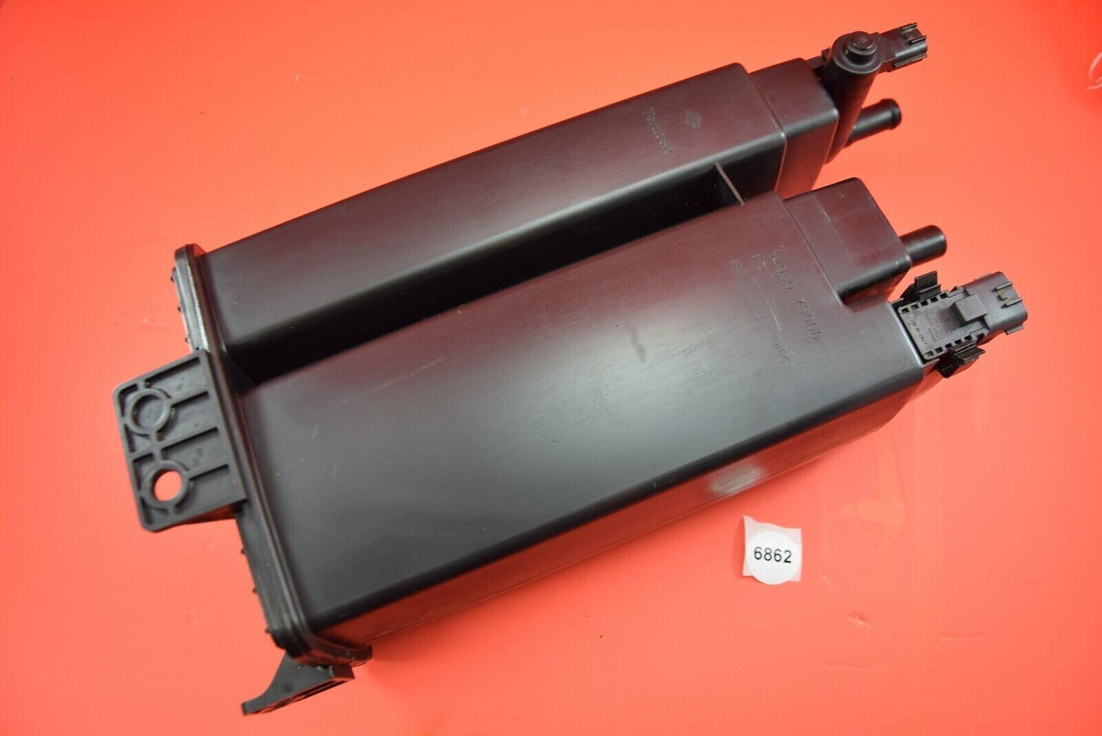 04-08 Nissan Titan Armada Evaporation Charcoal Vapor Emission Canister Assembly