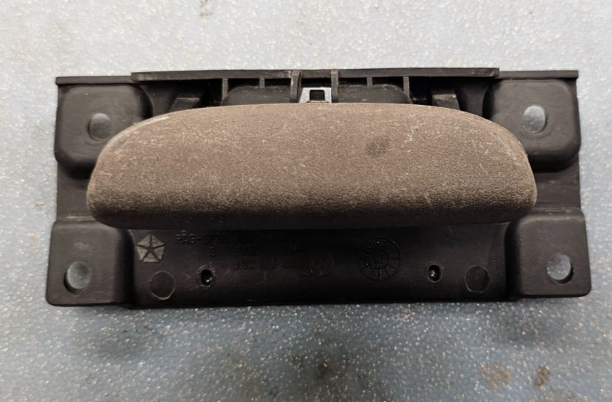 98-01 DODGE RAM 1500 2500 GLOVE COMPAERTMENT BOX HANDLE LATCH DOOR TRUCK PICKUP