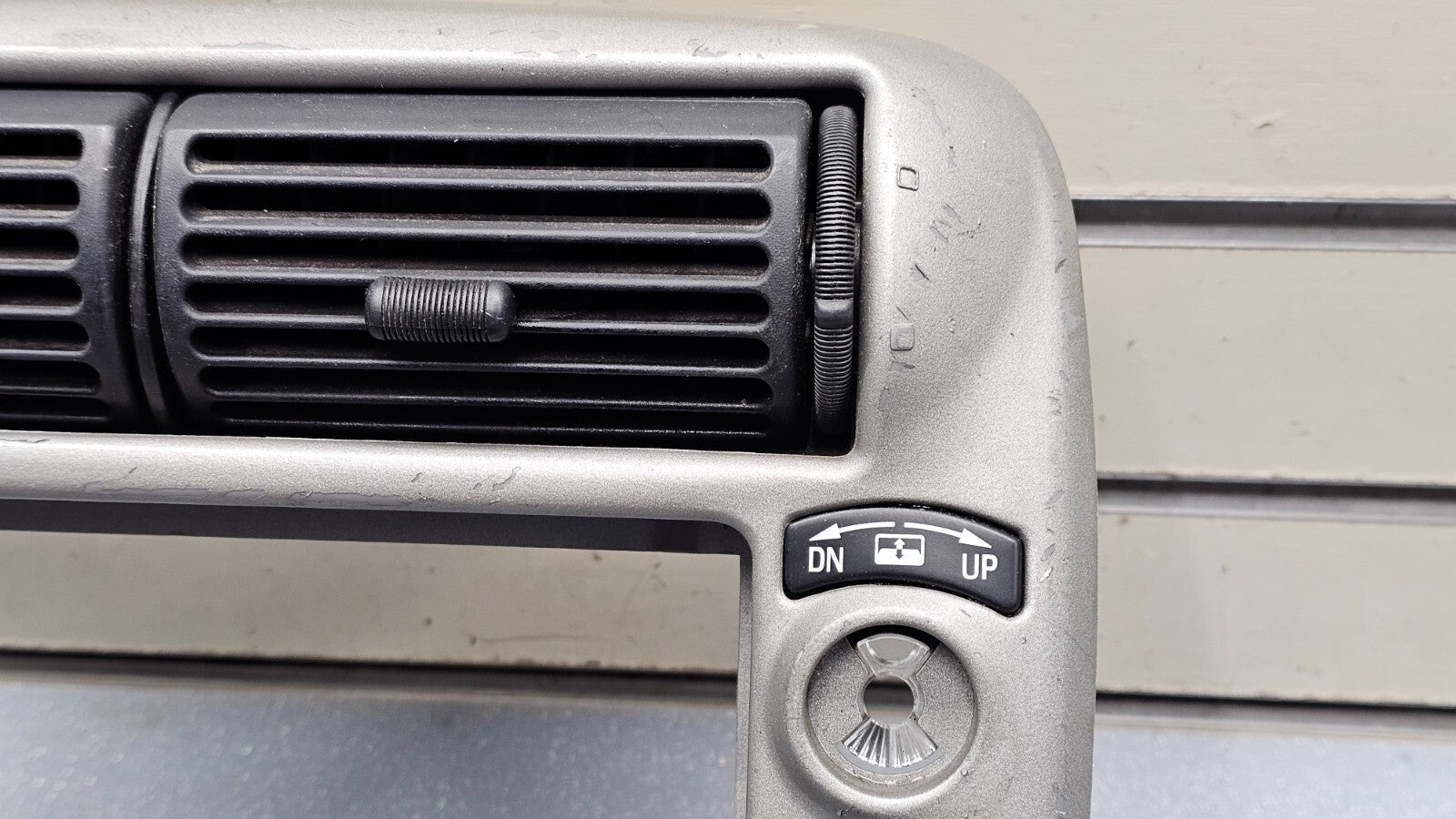 95-10 Ford Ranger EXPLORER Center Dash Radio Trim Surround Bezel Trim SILVER B2