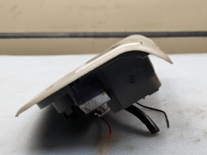 🔥2002-2006 Nissan Altima sunroof switch dome light lamp tan OEM
