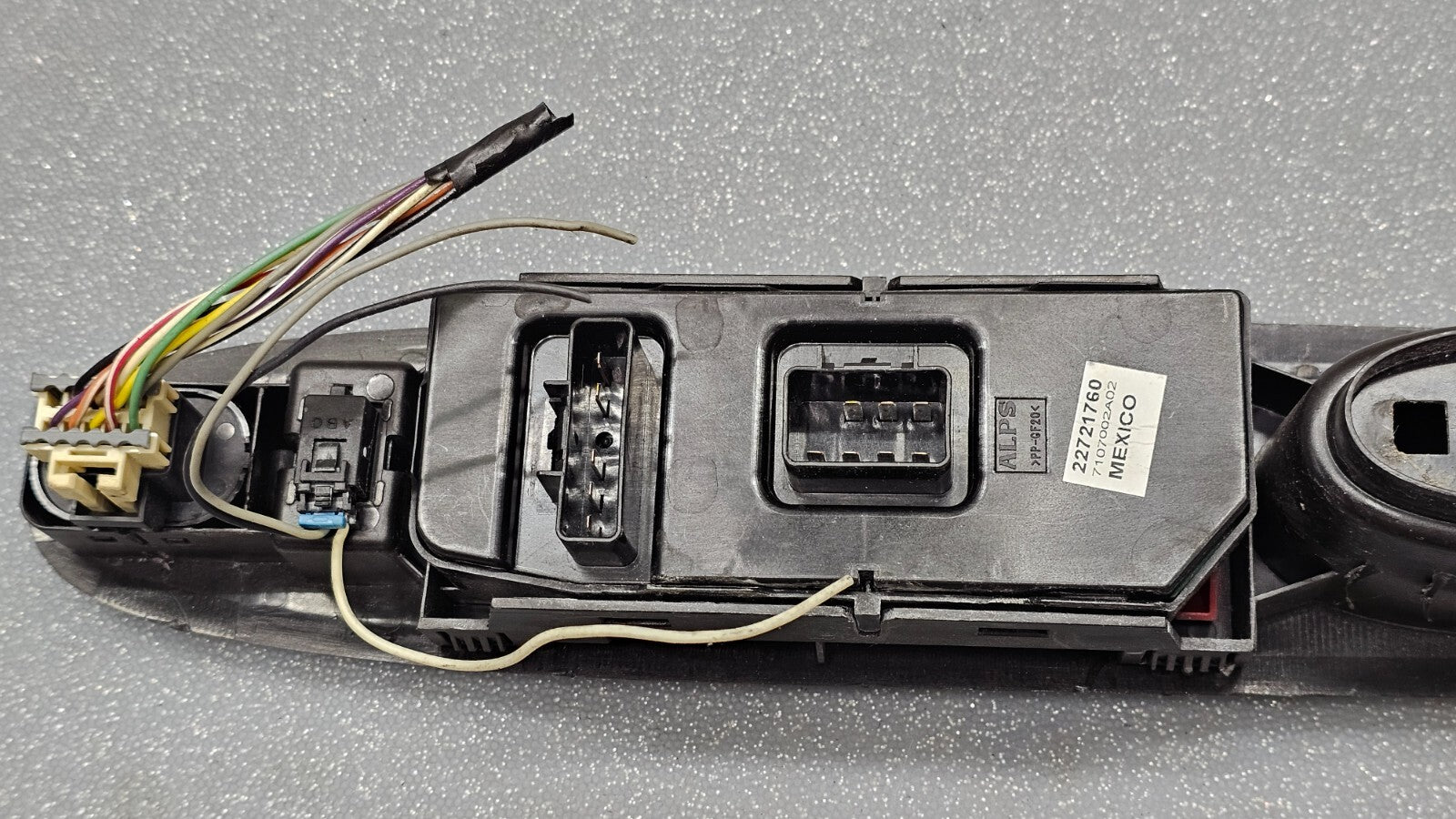 🔥05-10 Cobalt G5 Left Driver Master Power Window Switch Control Assembly SILVER