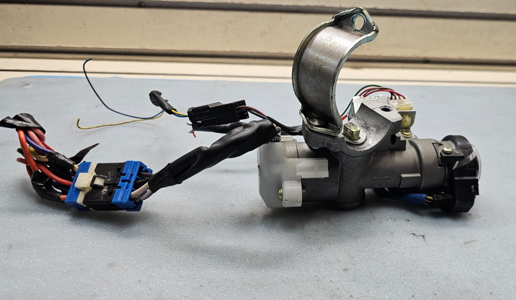 🔥09-12 Hyundai Elantra Automatic Touring Wagon Ignition Switch Cylinder OEM