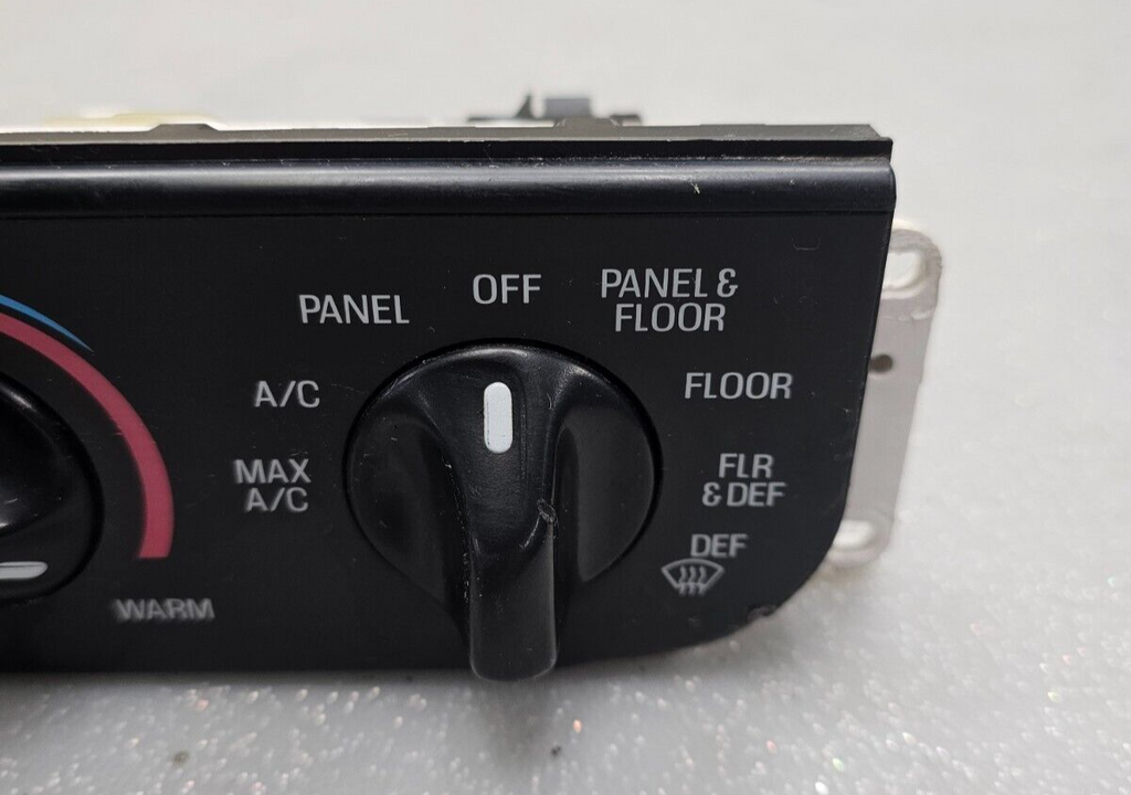 97-03 Ford F150 F250 Expedition Heater A/C Climate Control Panel Dash Unit Temp