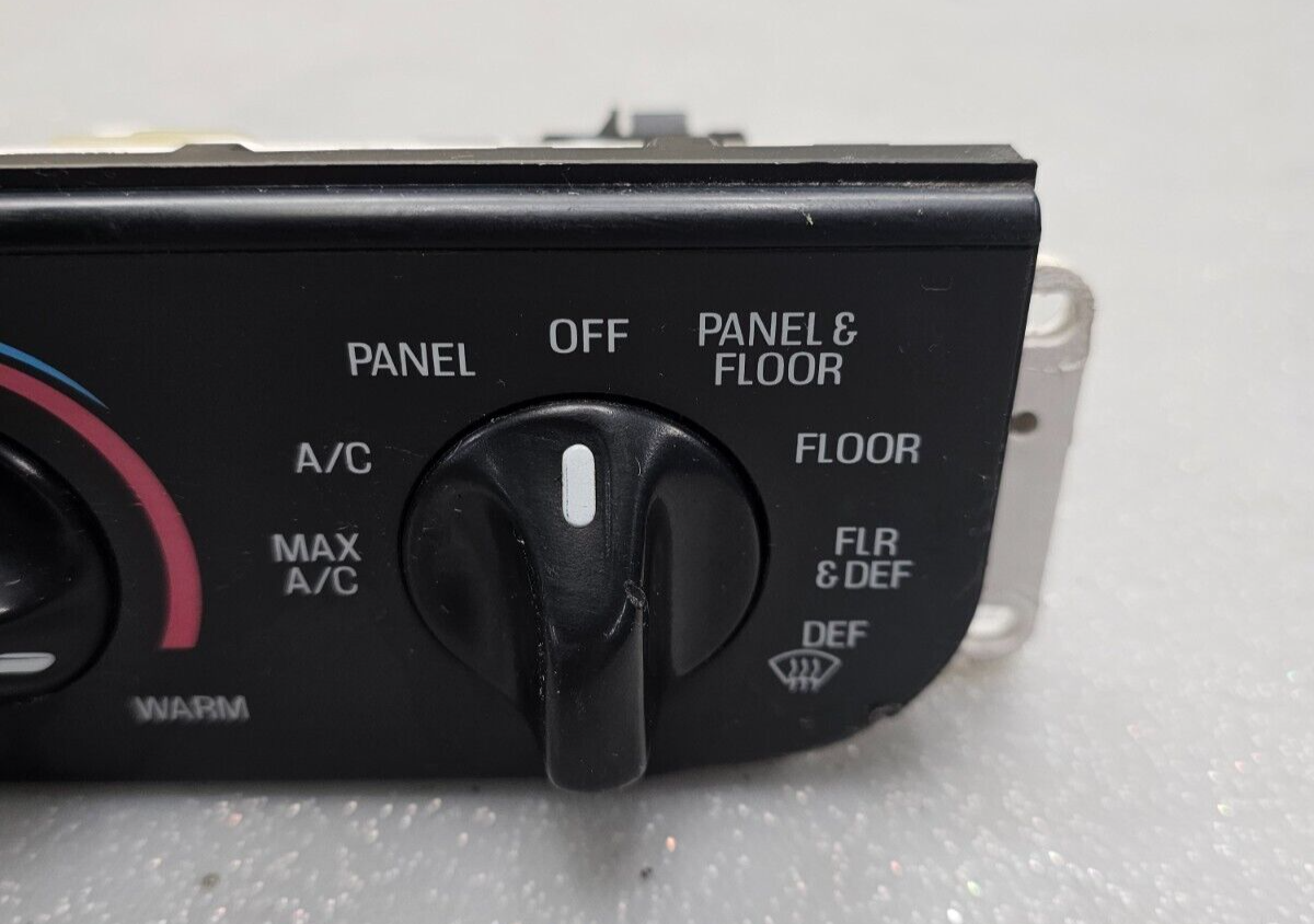97-03 Ford F150 F250 Expedition Heater A/C Climate Control Panel Dash Unit Temp