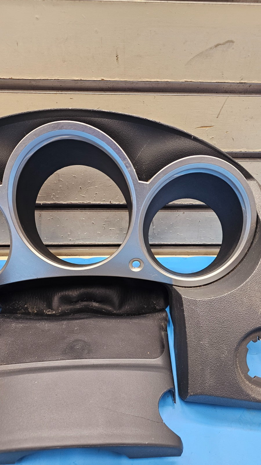 🔥07-10 Sebring Avenger Dash Speedometer Instrument Cluster Bezel Panel Black