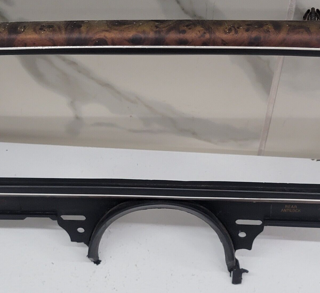 87-91 Ford F-150 F250 F350 BRONCO Dash CLUSTER Bezel Speedo Gauge Trim C11