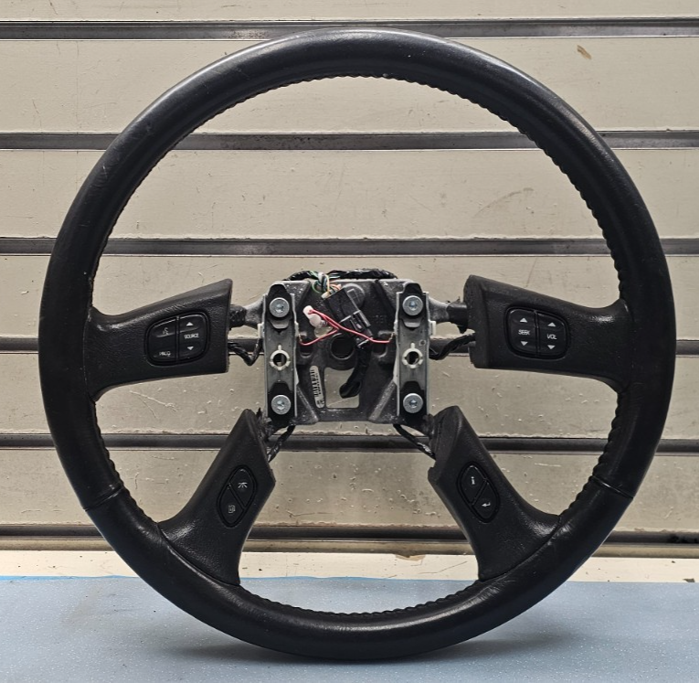 🔥03-06 SILVERADO SIERRA YUKON TAHOE SUBURBAN STEERING WHEEL LEATHER BLACK