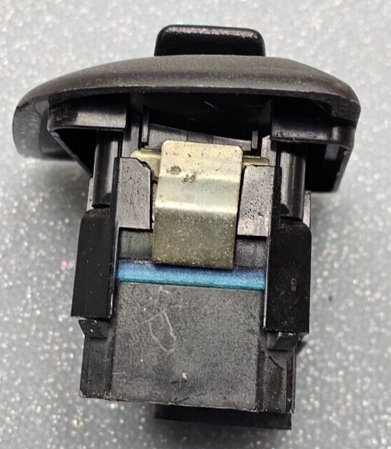 03-06 Chevy Silverado SIERRA Power Window Switch REAR LEFT Driver BLACK WS4