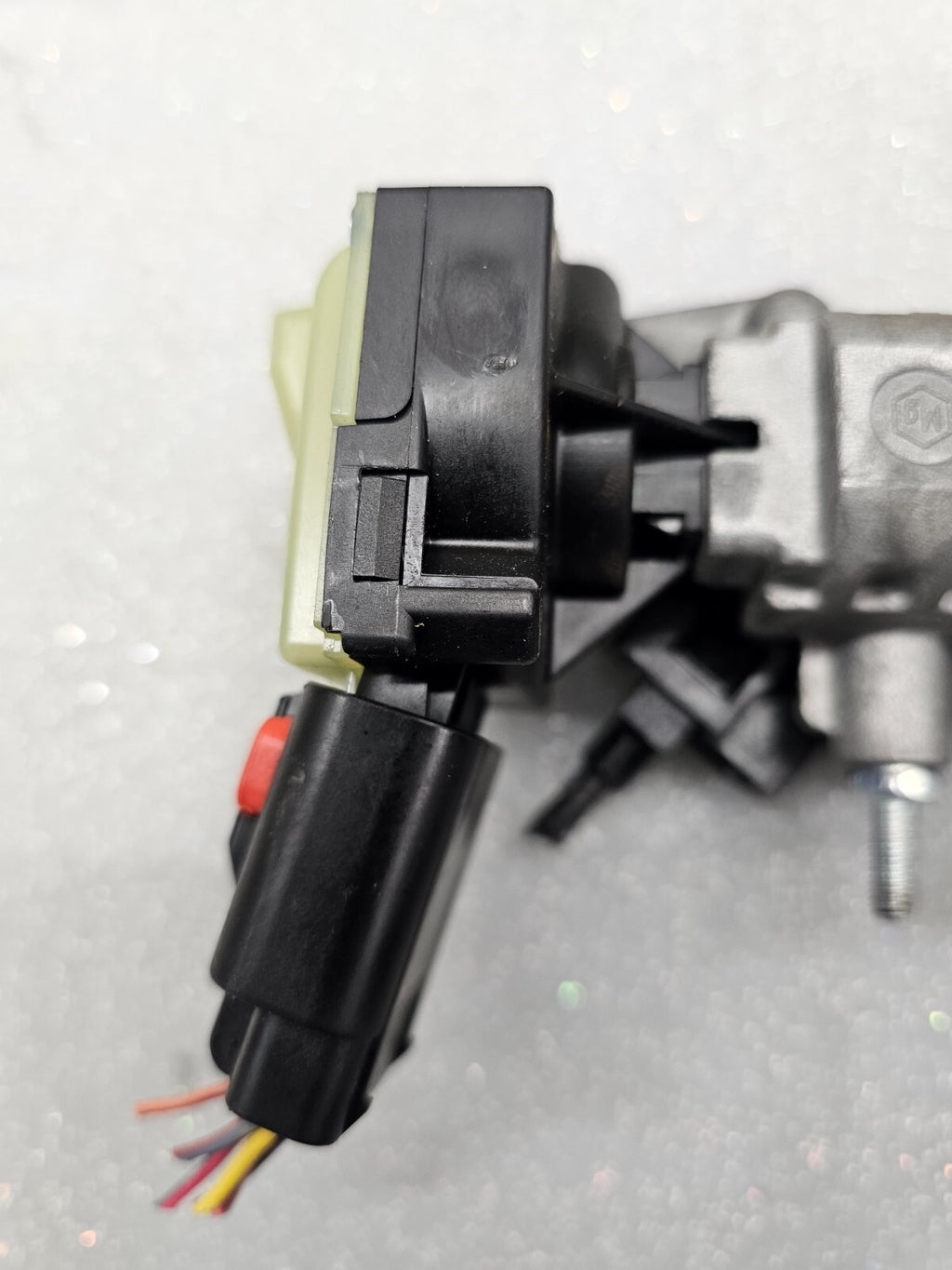 2004-2008 CHRYSLER 300 CHARGER PACIFICA IGNITION LOCK CYLINDER ASSEMBLY HOUSING 