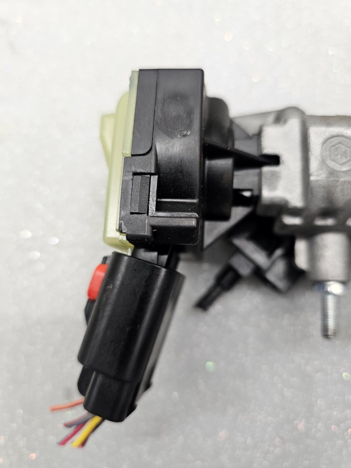 2004-2008 CHRYSLER 300 CHARGER PACIFICA IGNITION LOCK CYLINDER ASSEMBLY HOUSING 