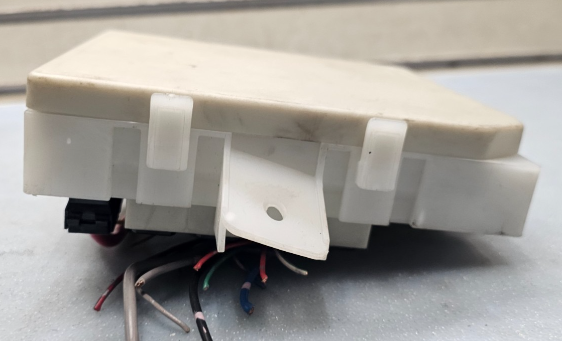 🔥06-10 Nissan Titan Armada Fuse Box Body Control Distribution Module Assembly
