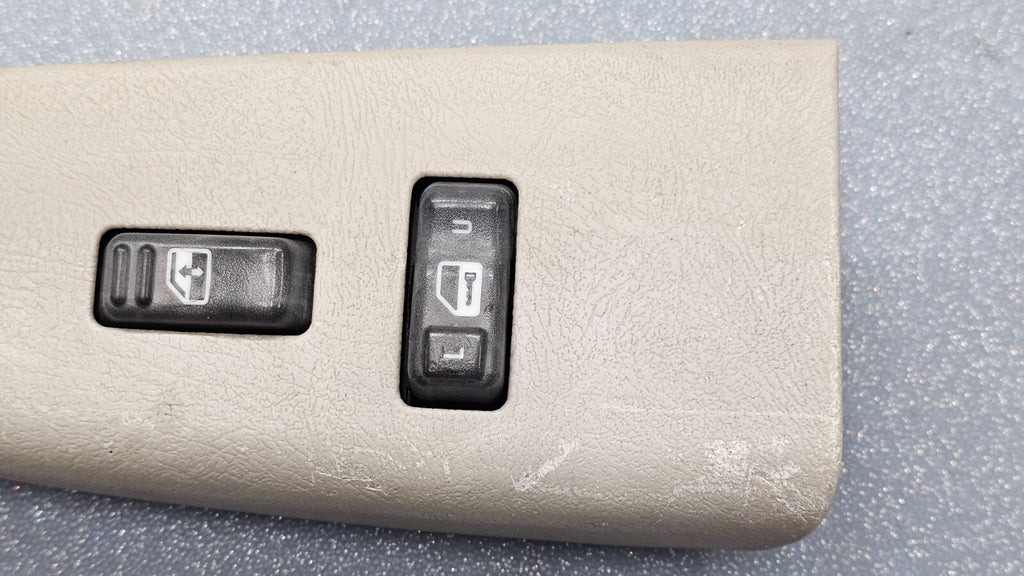 99-02 Silverado SIERRA Power Window Switch Front Passenger Lock TAN WS3