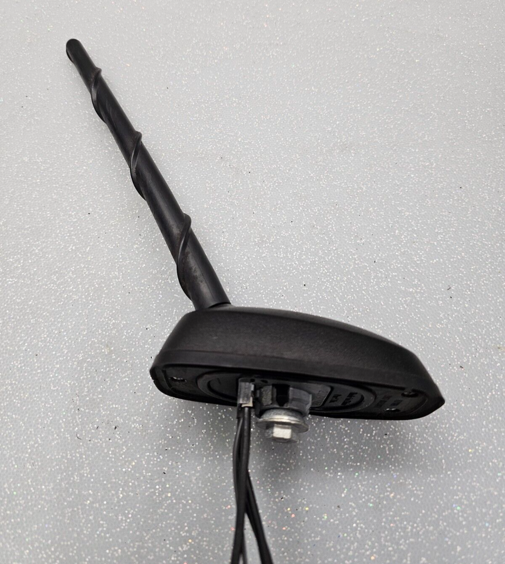🔥11-17 CHEVY TRAVERSE GMC ACADIA RADIO AM FM ROOF MOUNTED ANTENNA BASE ASSEMBLY