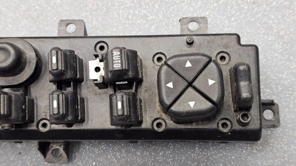 99-04 Jeep Grand Cherokee Driver Left Master Door Window Mirror Switch Assembly
