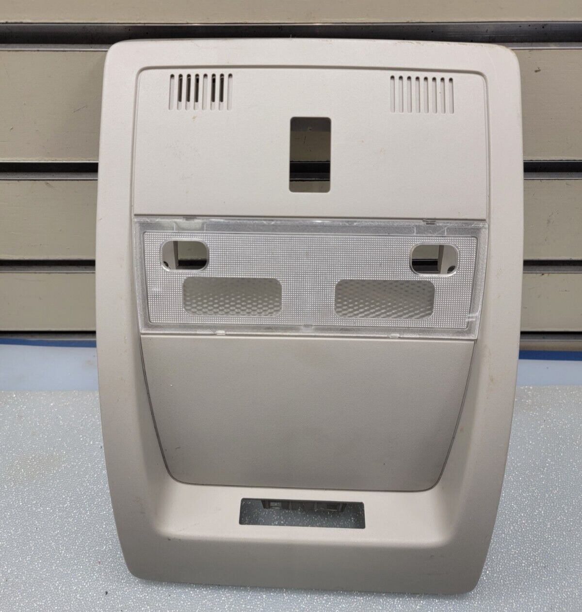 07-14 Silverado Sierra Overhead Console Map Dome Light Lamp Sunroof Storage TAN