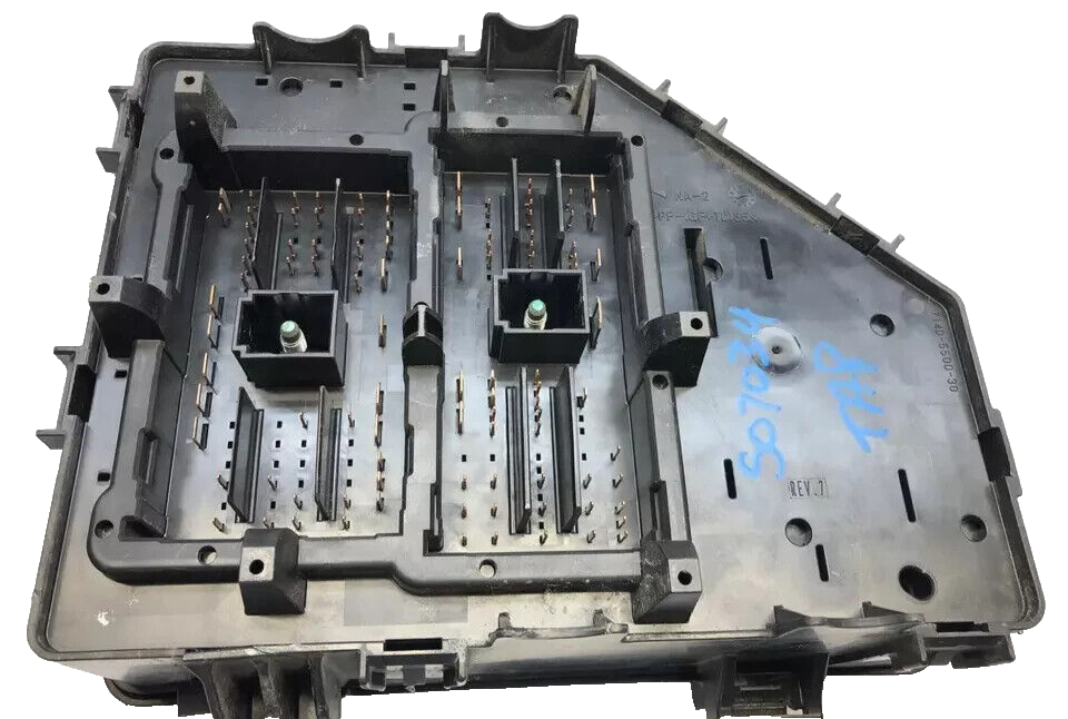 07-08 Acadia Outlook 3.6L Engine Fuse Box Relay Accessory Wiring Junction Module