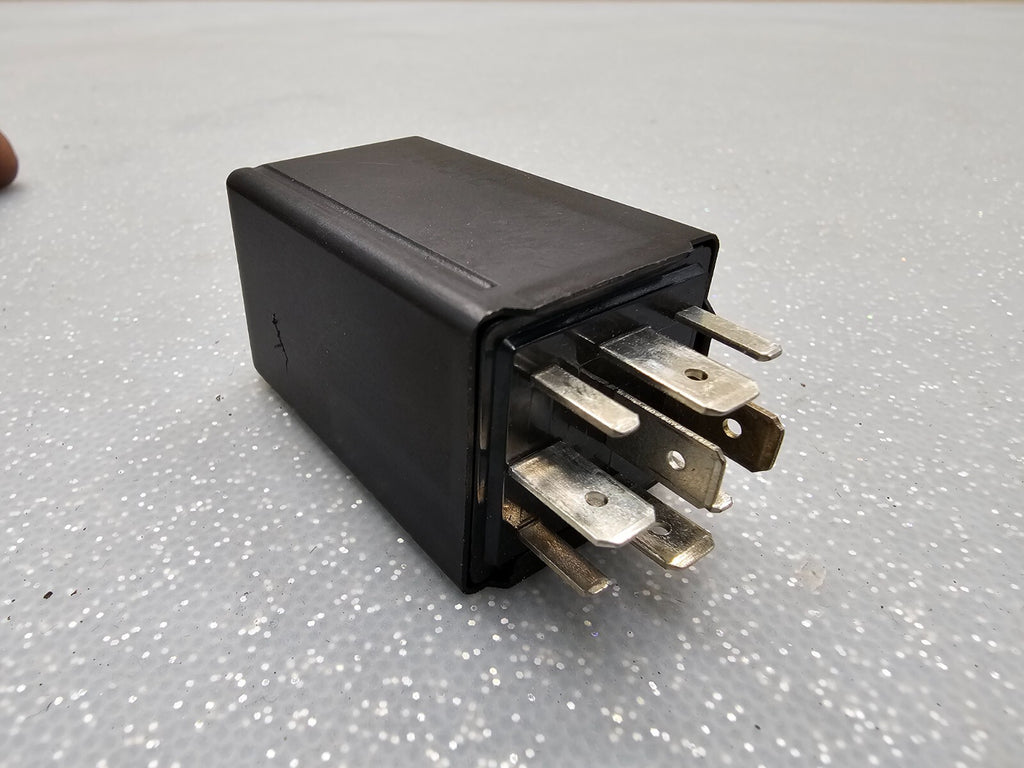 🔥1999-2004 Jeep Grand Cherokee Turn Signal Flasher Relay Module Assembly