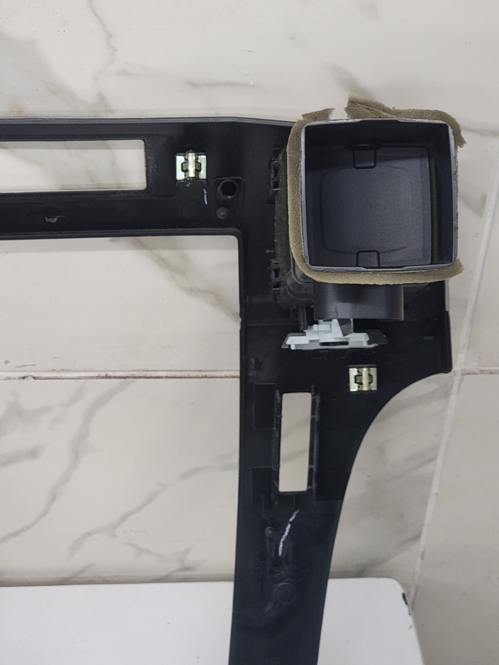 2007-2012 Cadillac Escalade Radio Dash Trim Bezel Panel Silver/Woodgrain Vent