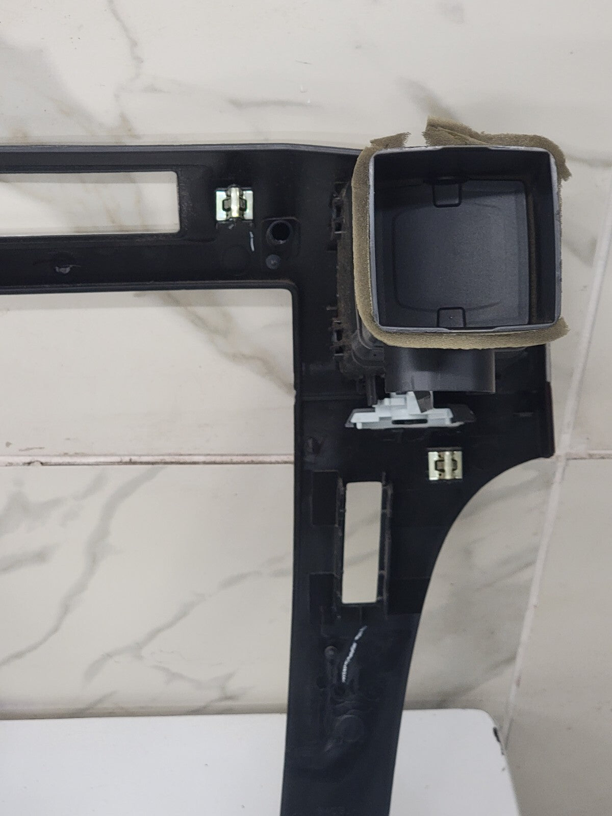 2007-2012 Cadillac Escalade Radio Dash Trim Bezel Panel Silver/Woodgrain Vent