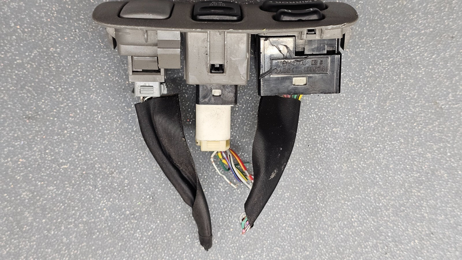 🔥02-06 CAMRY 04-11 Sienna 07-09 PRIUS DOOR MIRROR SWITCH POWER CONTROL GRAY OEM
