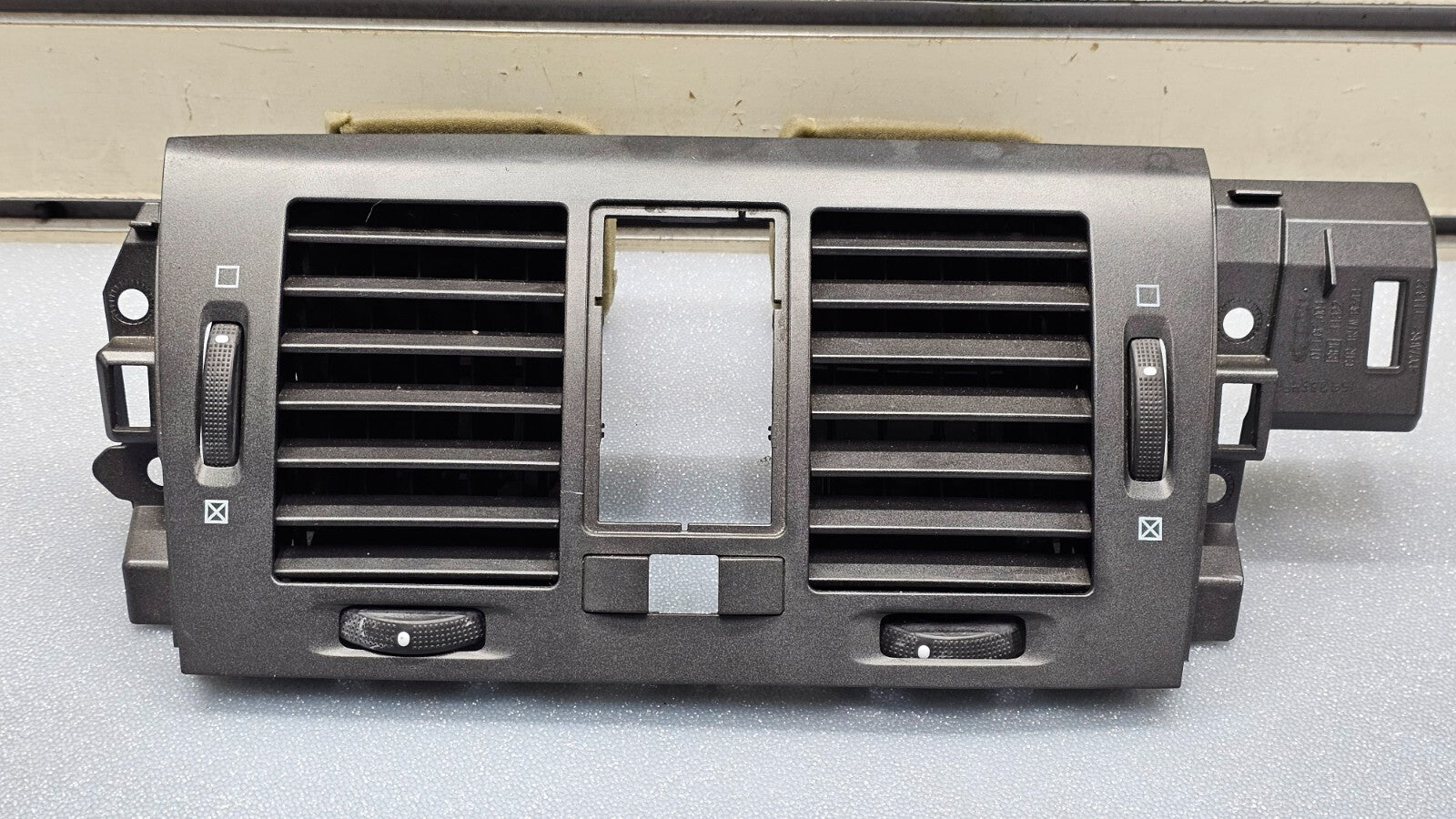 🔥06-11 Cadillac DTS Dash Center Air Vent Heater Bezel Conditioning Black OEM