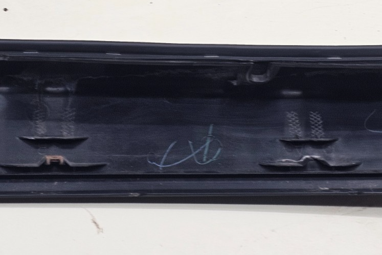🔥03-20 Chevrolet Express GMC Savana 3rd Third Brake Light Trim Spoiler Black