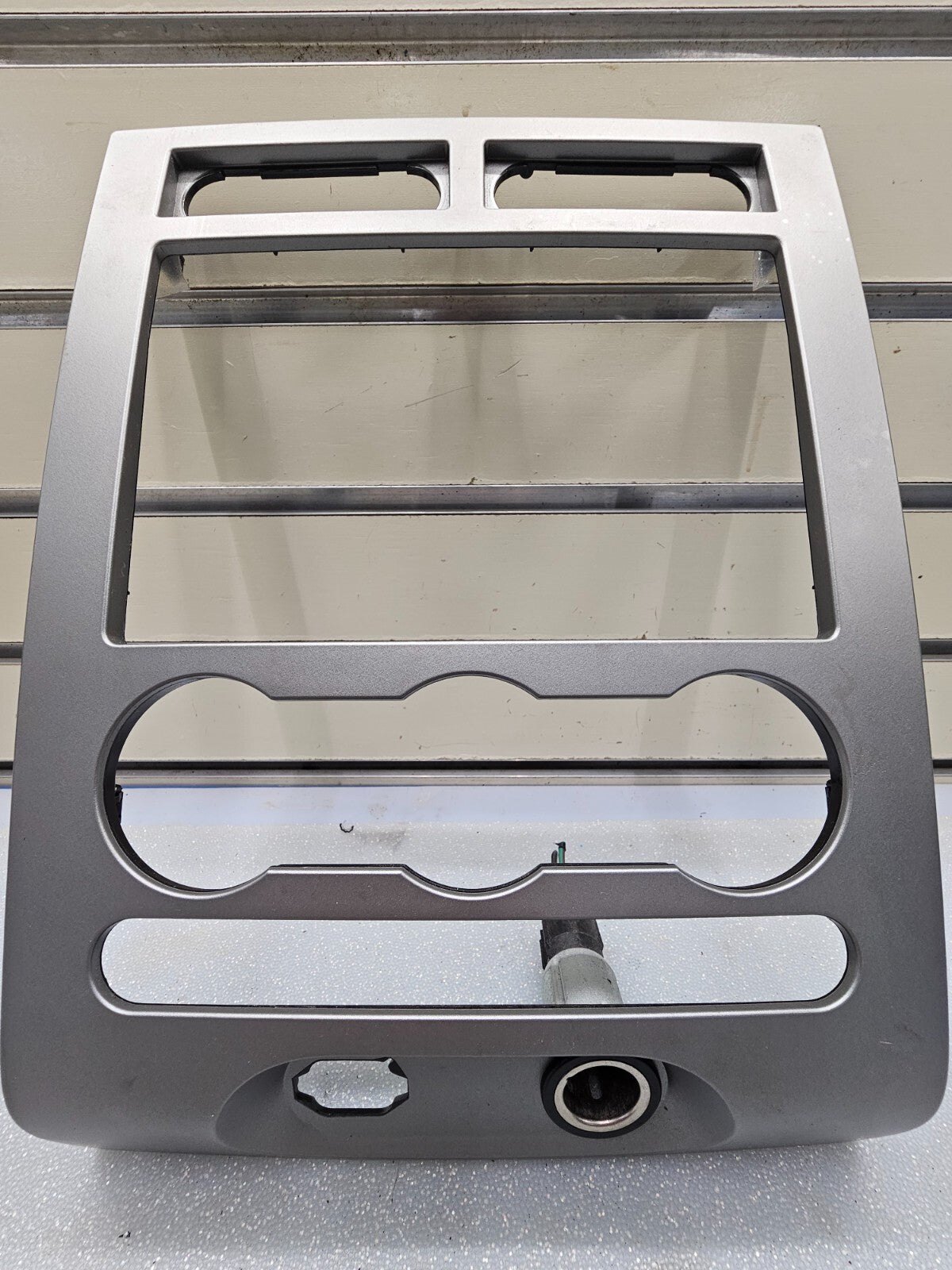 🔥2007-2014 Ford Expedition Radio Dash Bezel Trim Climate Control SILVER OEM