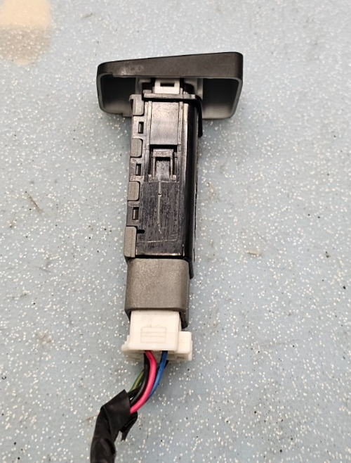 🔥2000-2006 Hyundai Santa Fe Rear Defrost Switch Button OEM BLACK