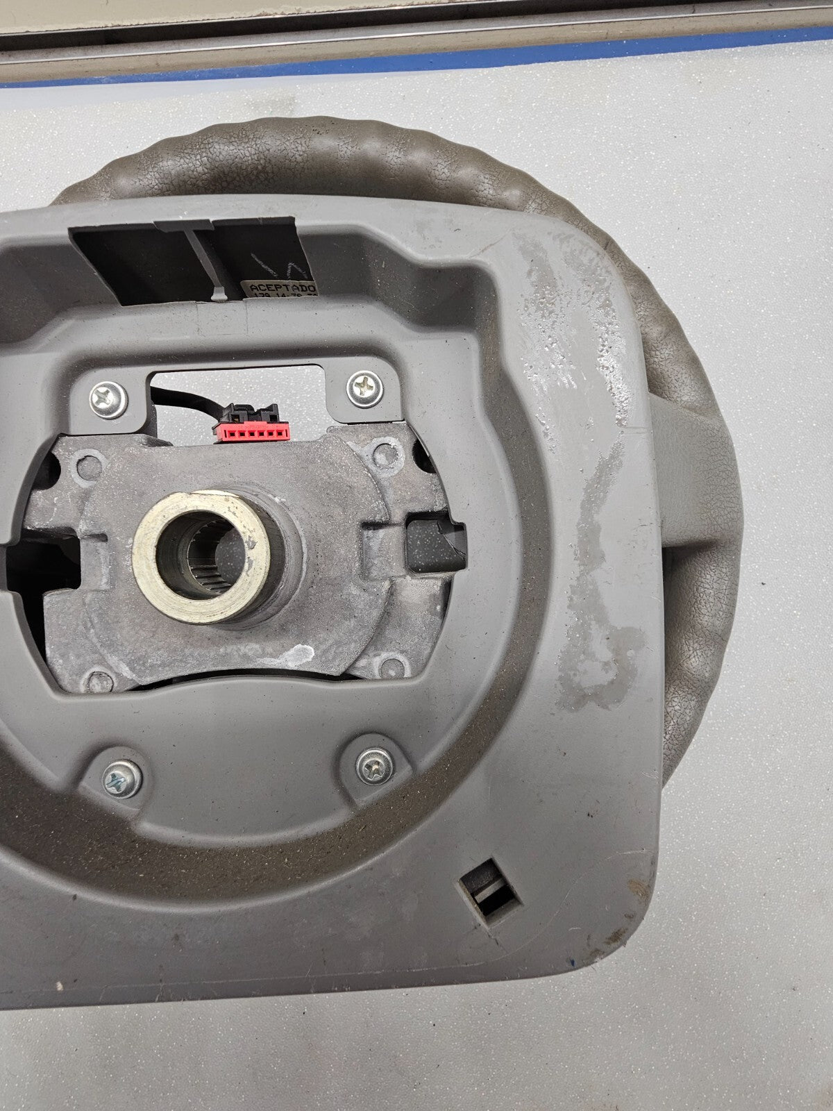 2004-2008 Ford F-150 Tan Leather Wrapped Steering Wheel OEM CONTROL SWITCH GRAY