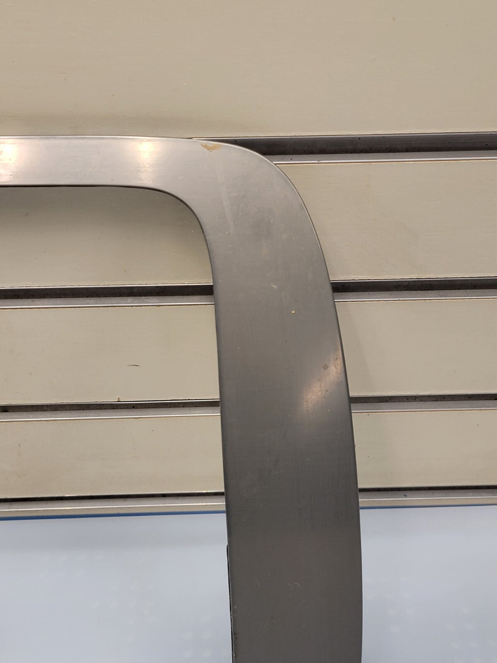🔥07-13 SUBURBAN TAHOE YUKON CENTER DASH RADIO BEZEL TRIM SILVER
