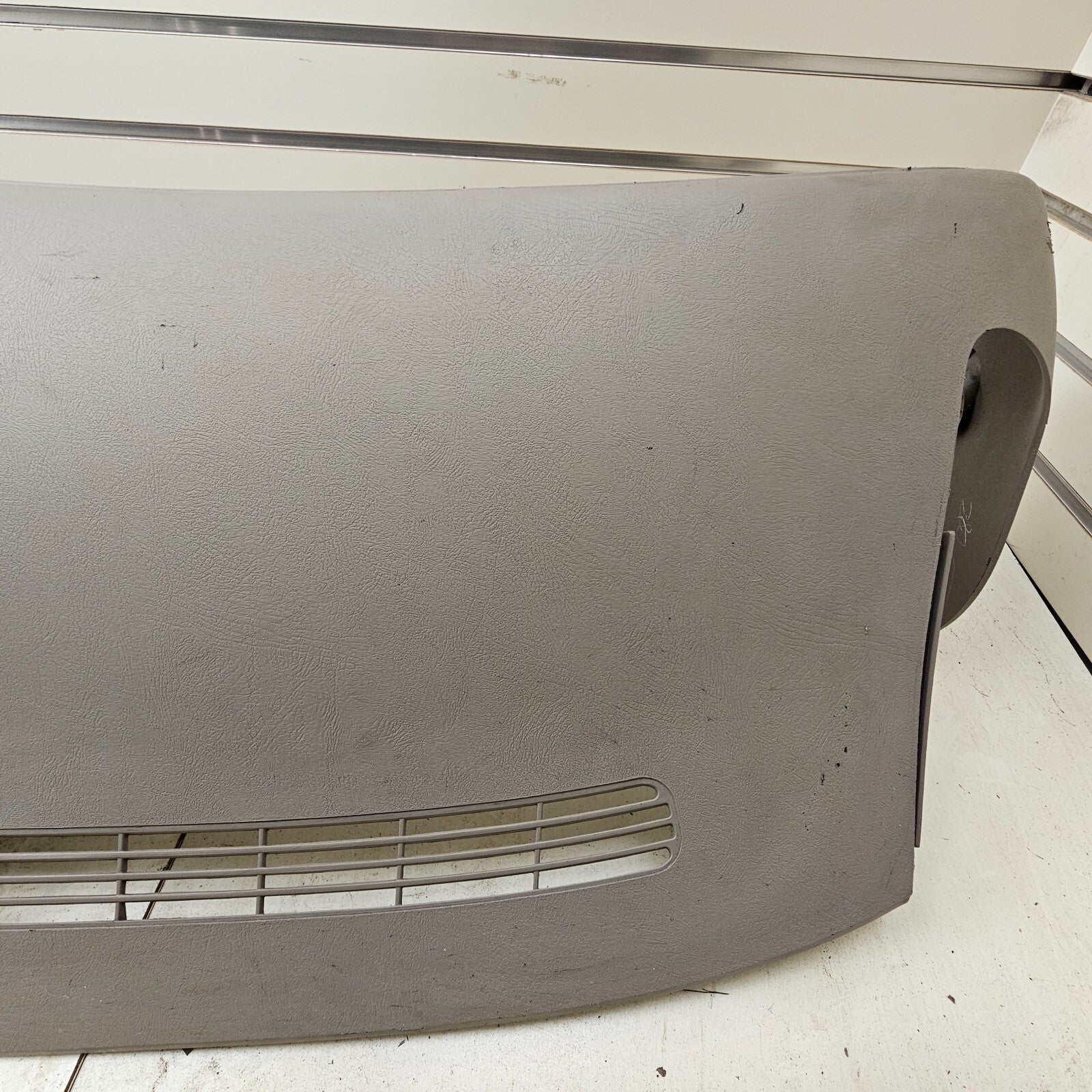 🔥99-06 SILVERADO SIERRA TAHOE Upper Dash Cap Cover Top Dashboard Pad Tan DP1