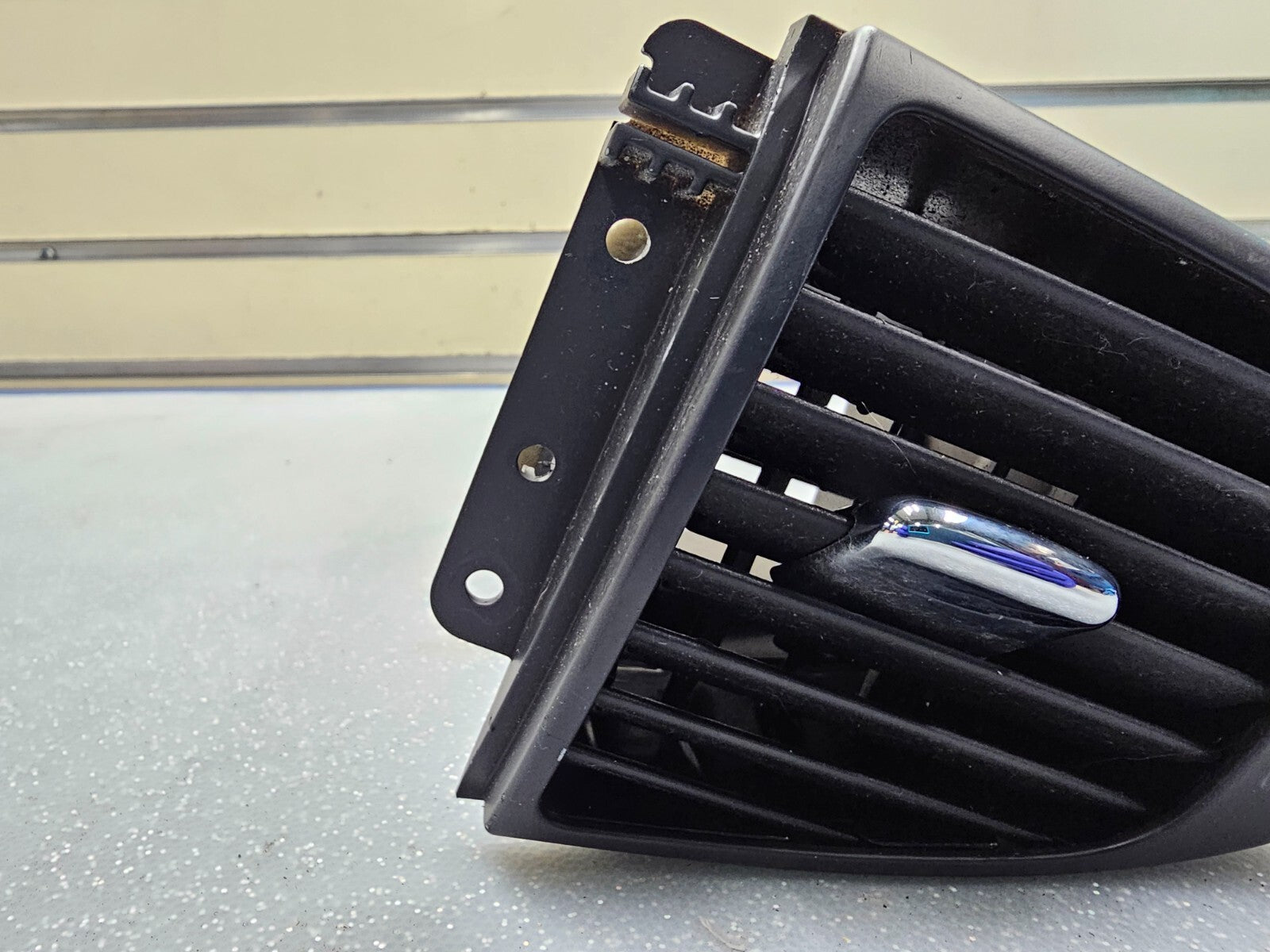 🔥04-07 JAGUAR XJ8 LEFT DRIVER Outer Dash Front Center Air Vent Heater OEM