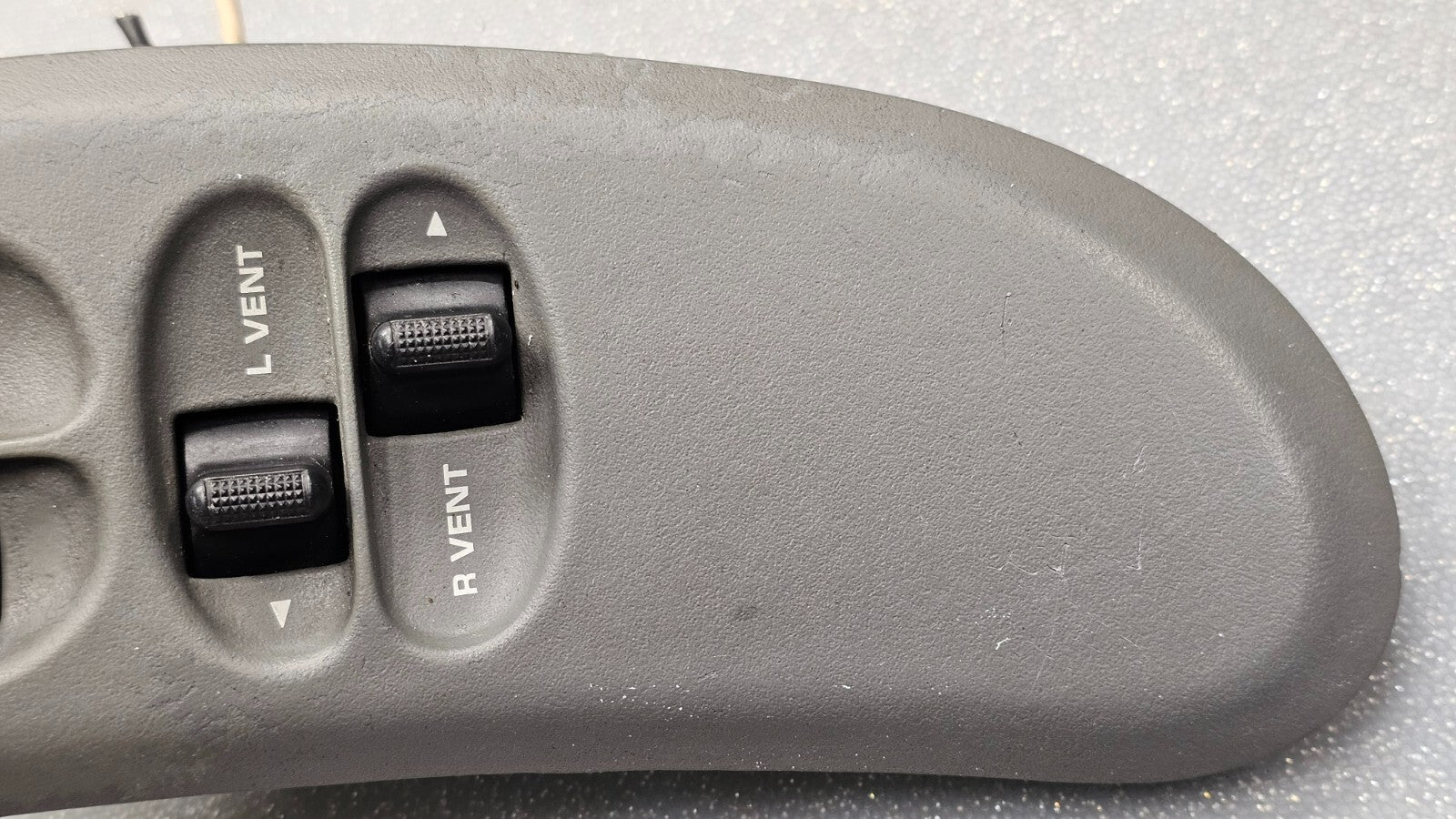 🔥04-07 CARAVAN TOWN COUNTRY DRIVER MASTER DOOR LOCK WINDOW CONTROL SWITCH GRAY