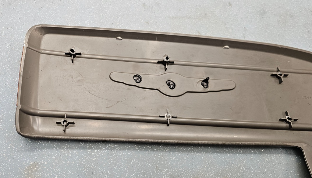 🔥2005–2007 Town & Country LH Door LIMITED Bezel Wood Trim