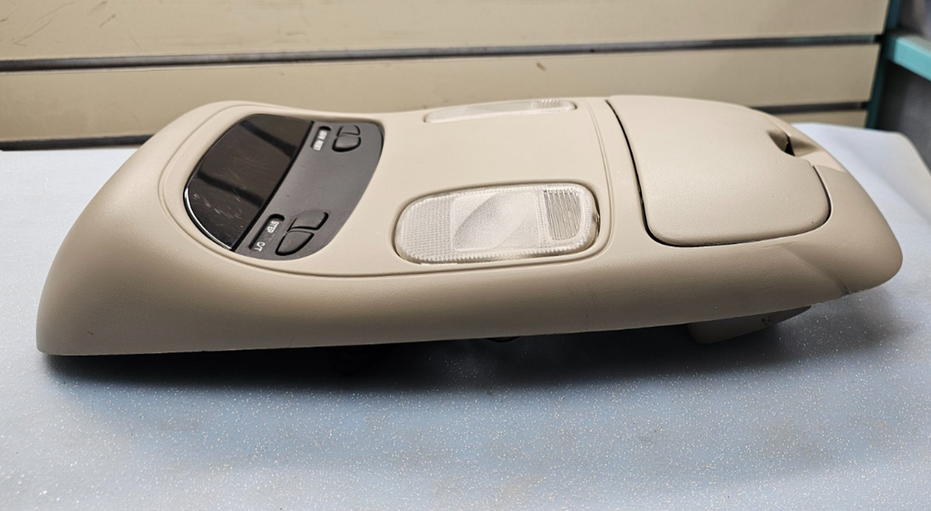 🔥03-06 Dodge Ram Overhead Roof Console Dome Light Storage Compartment Tan