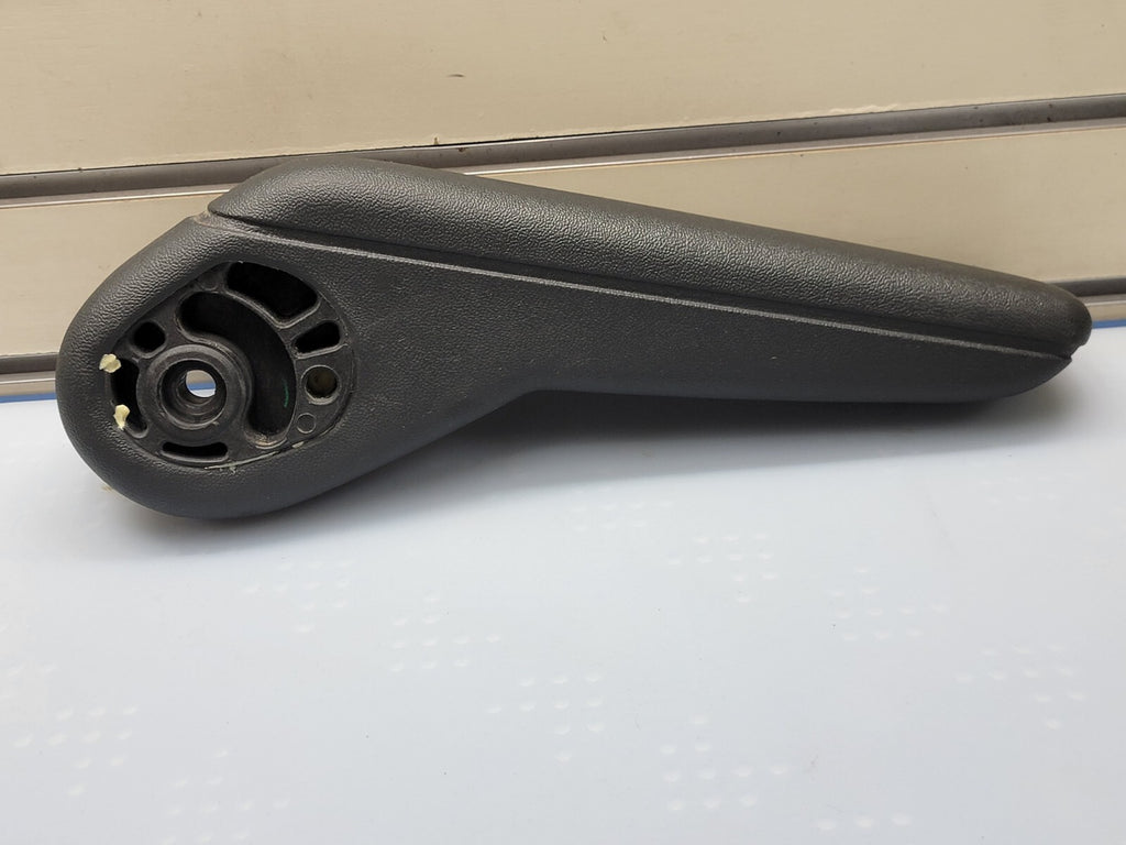 08-11 CARAVAN TOWN & COUNTRY RIGHT PASSENGER SIDE FRONT SEAT ARMREST GRAY
