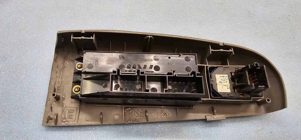 🔥99-02 Silverado SIERRA 2 DOOR LEFT Driver Door Window Switch DK Gray WS4