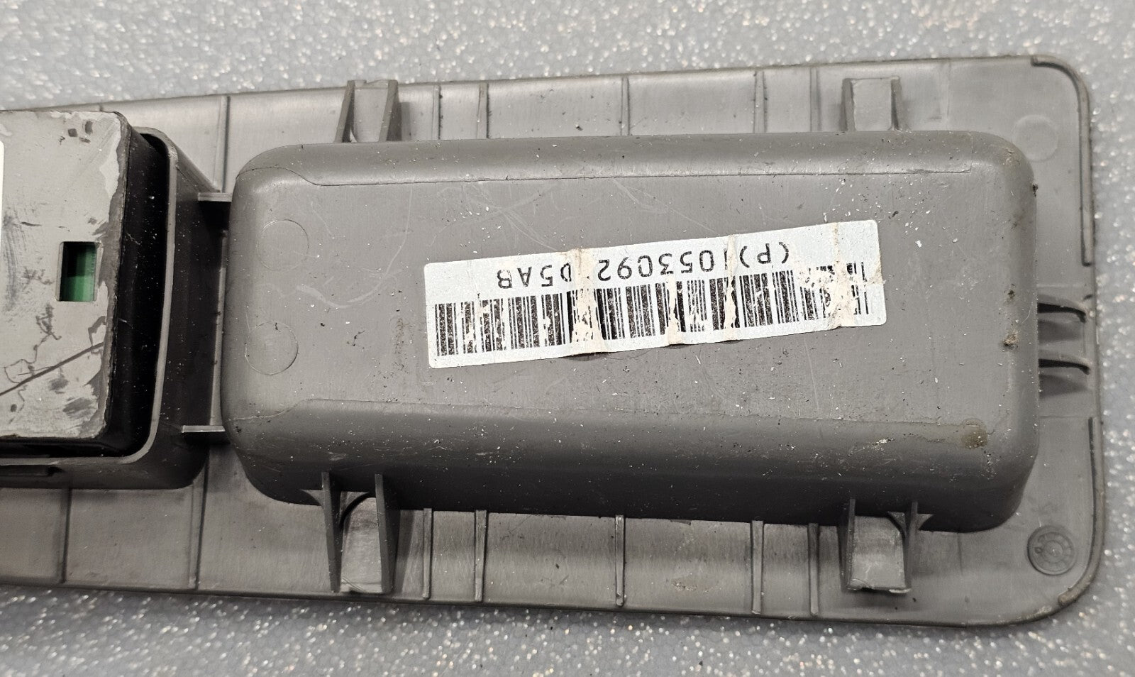 07-11 Charger Dakota Chrysler 200 300 Right Passenger Power Window Switch Gray