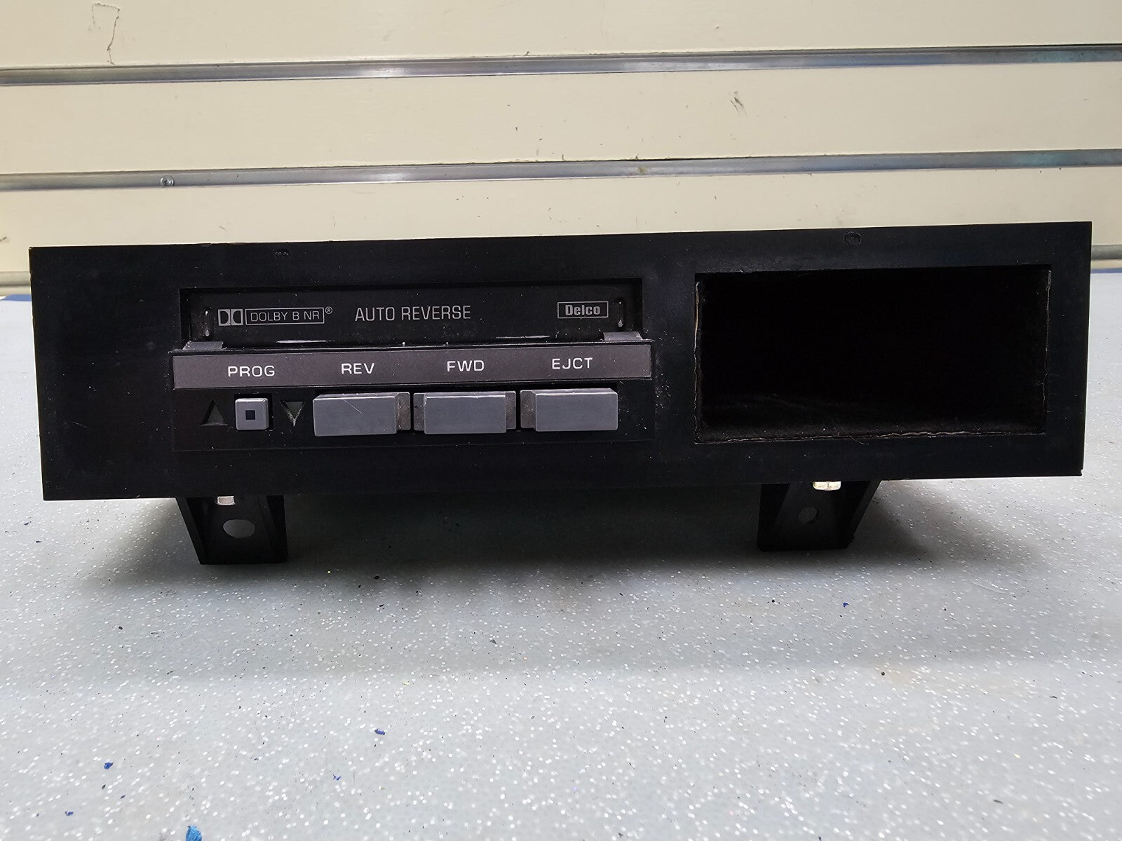 🔥88-94 Chevy Silverado Suburban CK AM FM Radio Audio Stereo Cassette Player OEM