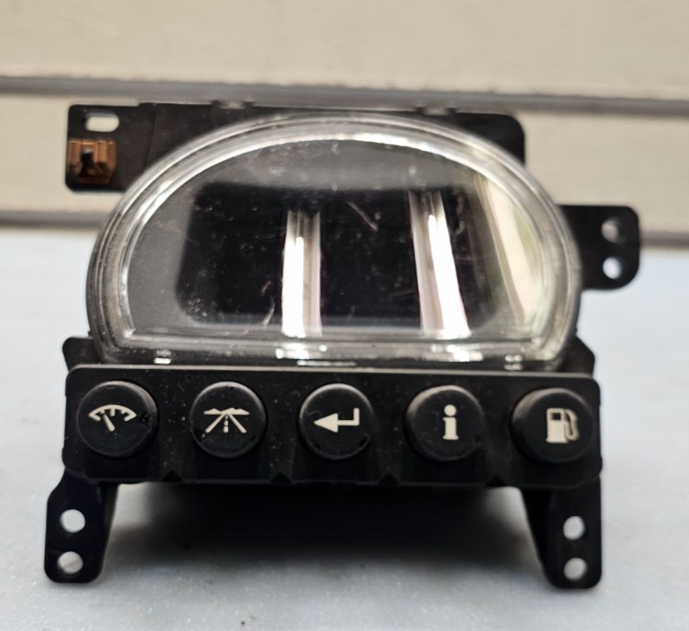 🔥04-08 PONTIAC GRAND PRIX 5 Button Info Display Screen Center Dash Bezel Switch