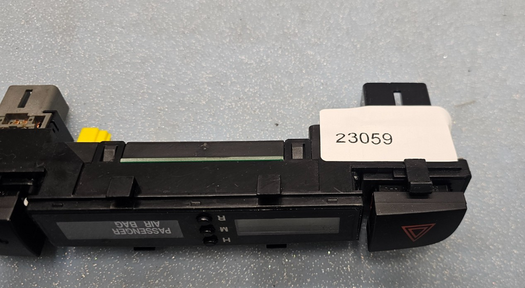 🔥2009-2011 Hyundai Accent Hazard Light Defroster Window Switch Clock Digital