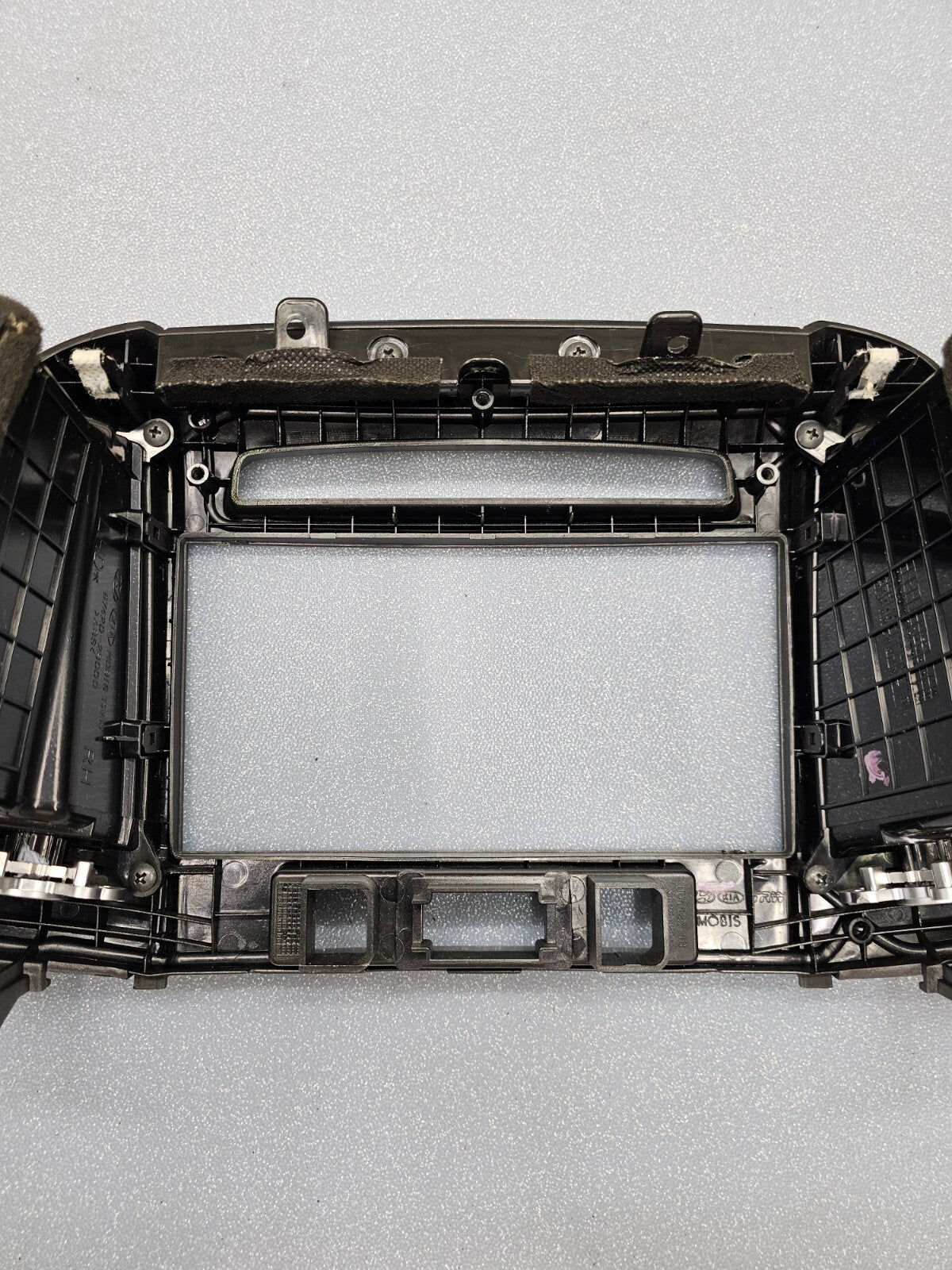🔥10-12 Hyundai Santa Fe Dash Radio Surround Bezel Climate Trim Panel Black B53