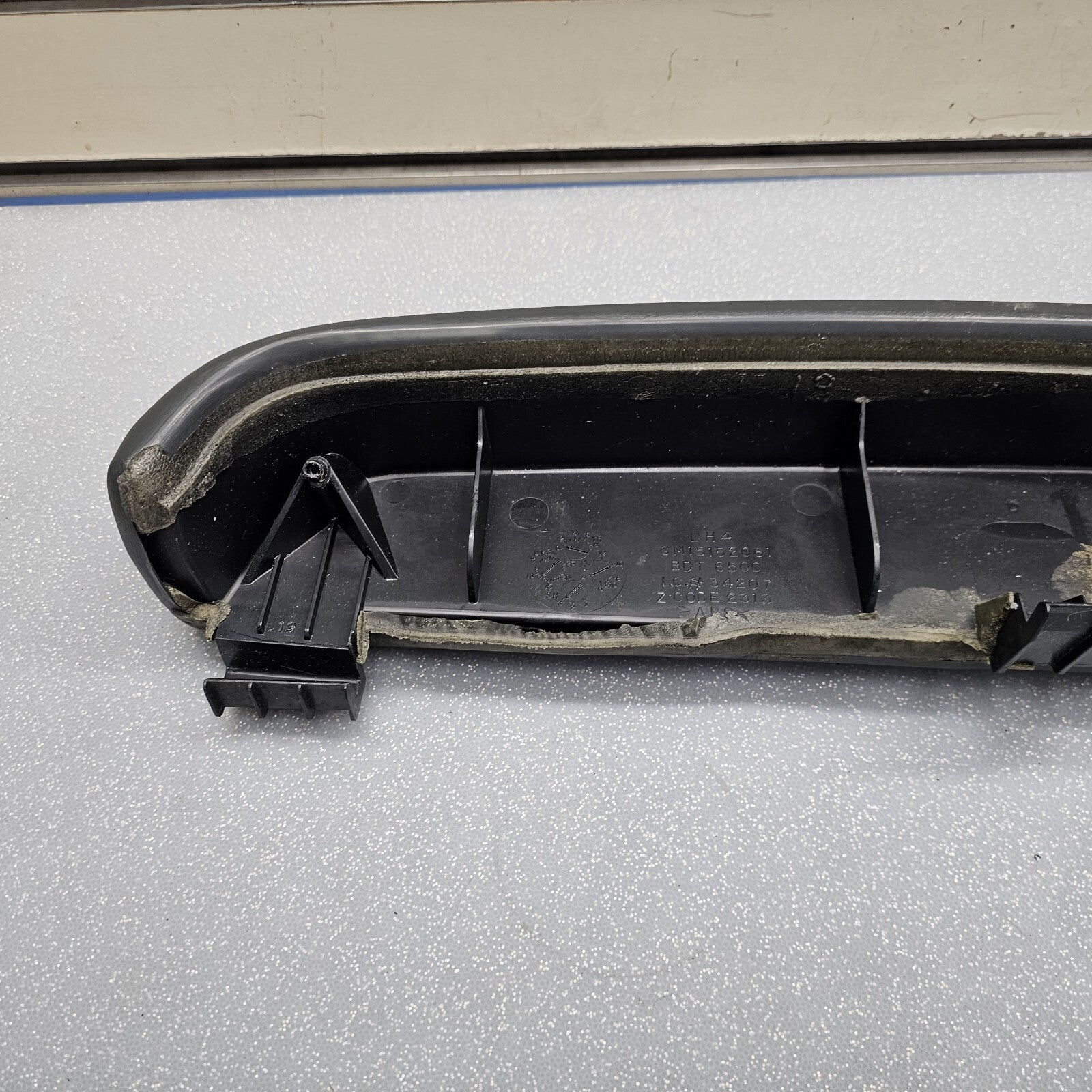 🔥99-06 Chevrolet GMC Silverado Tahoe Rear LEFT Door Armrest Handle GRAPHITE H3
